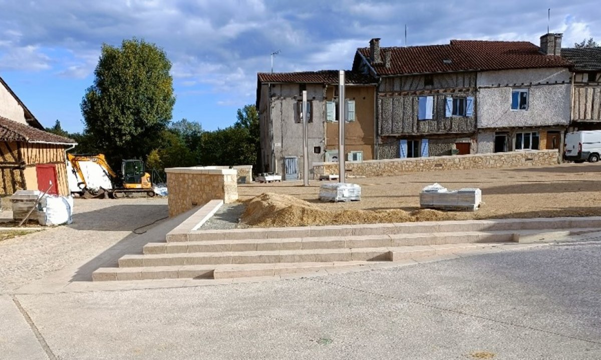 Aménagement du Village de Castelnau d'Auzan - Labarrere (32)